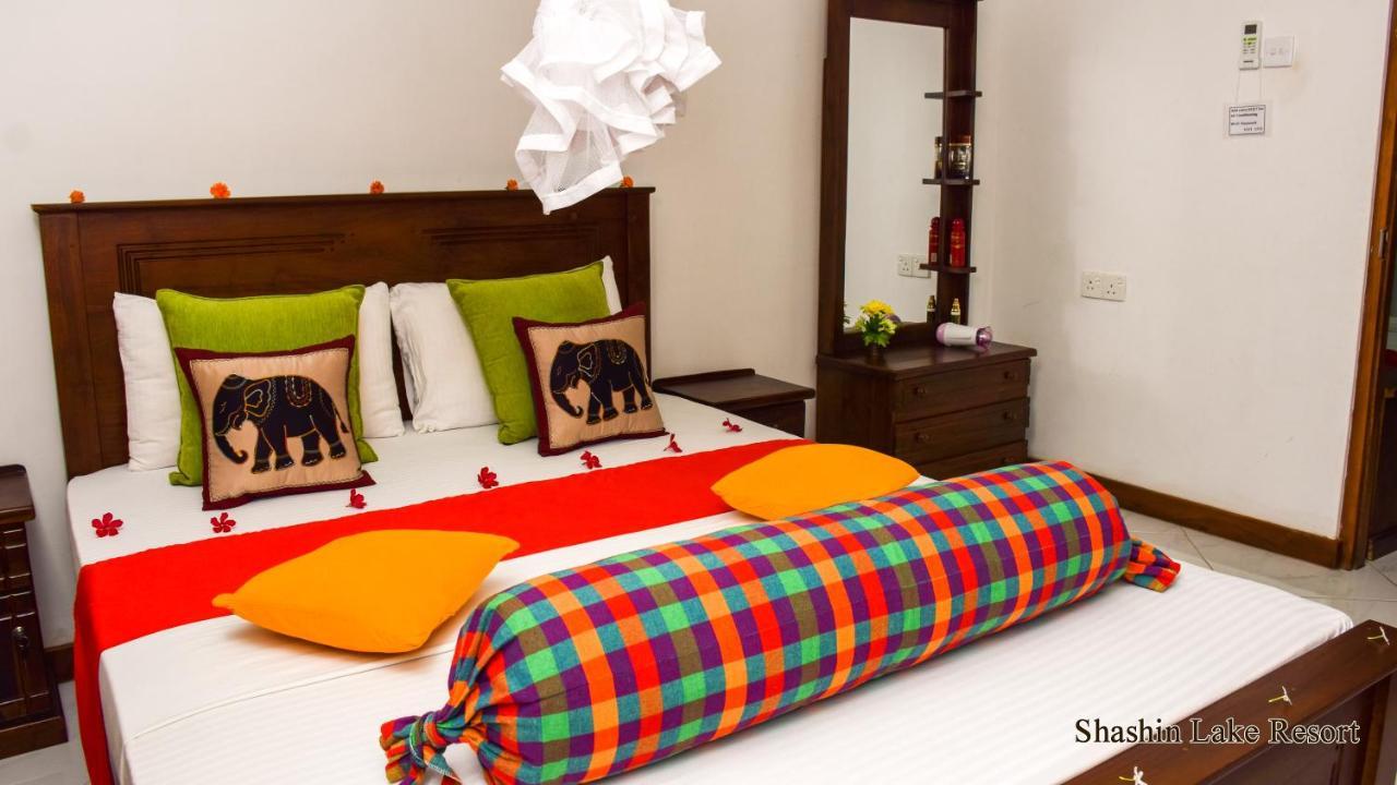 Shashin Lake Resort Dambulla Eksteriør bilde