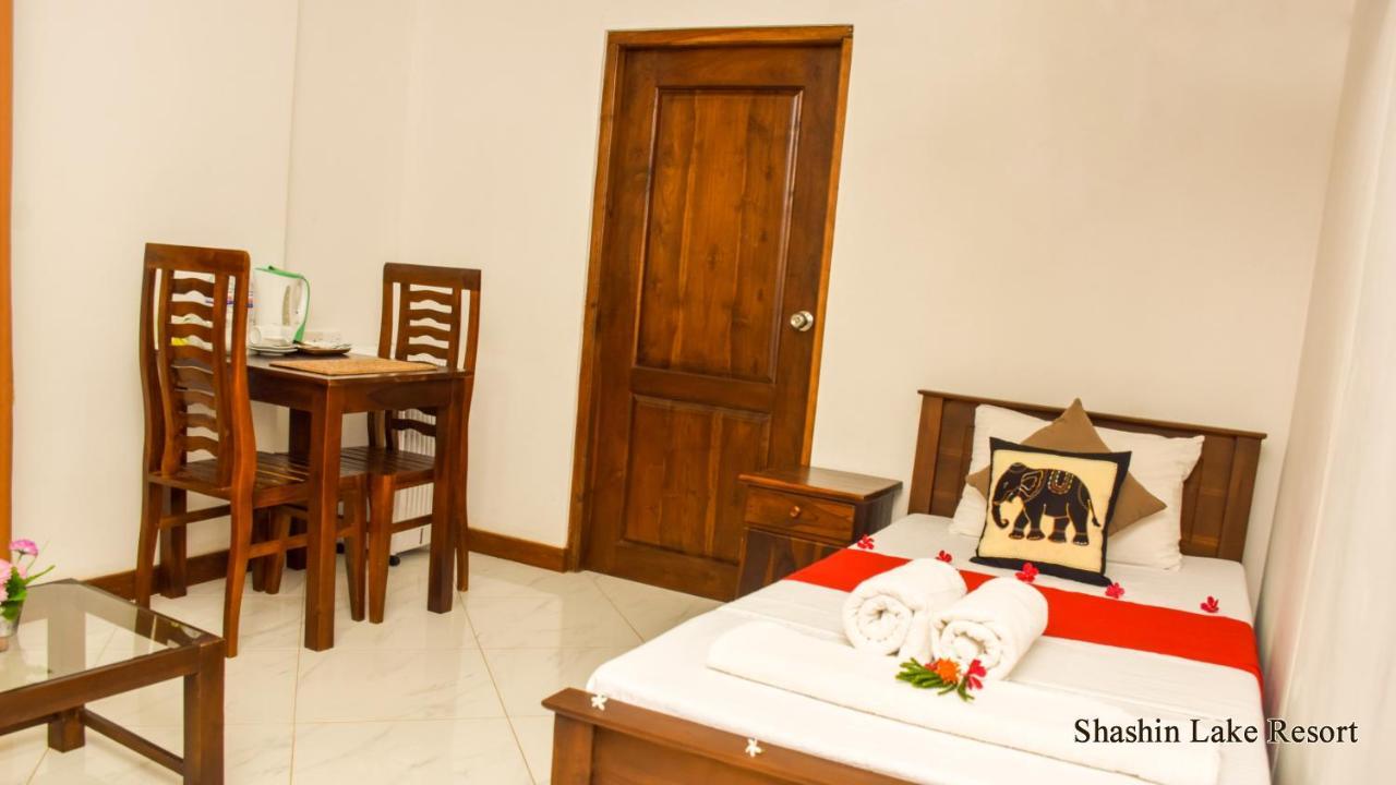 Shashin Lake Resort Dambulla Eksteriør bilde