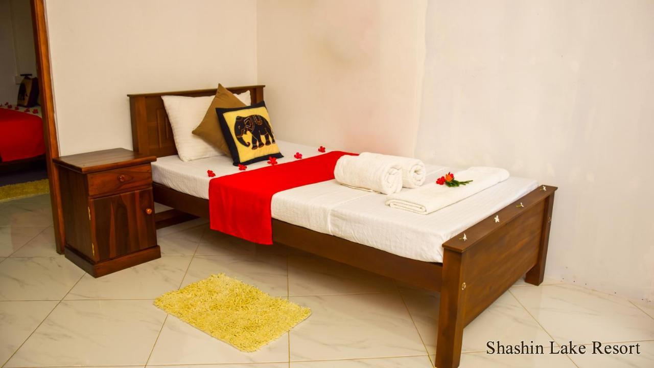 Shashin Lake Resort Dambulla Eksteriør bilde