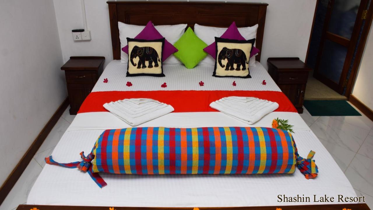 Shashin Lake Resort Dambulla Eksteriør bilde